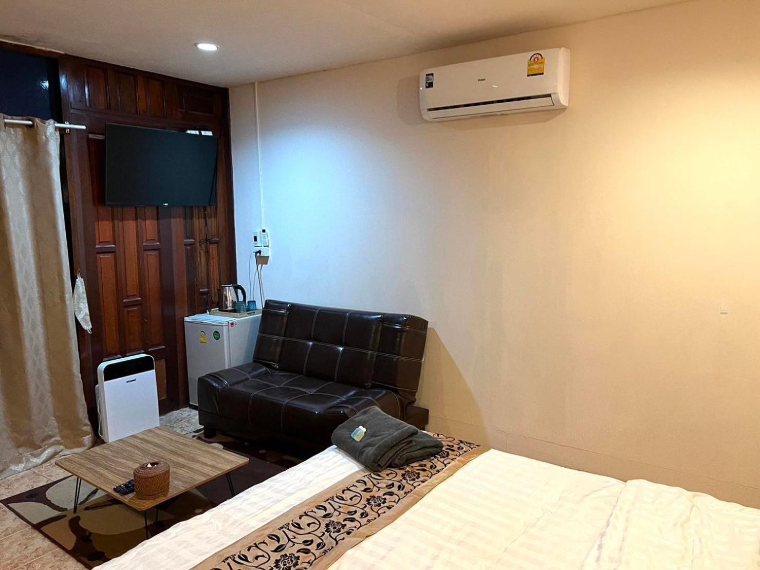 Binlar Guesthouse 프라 나콘 시 아유타야 외부 사진